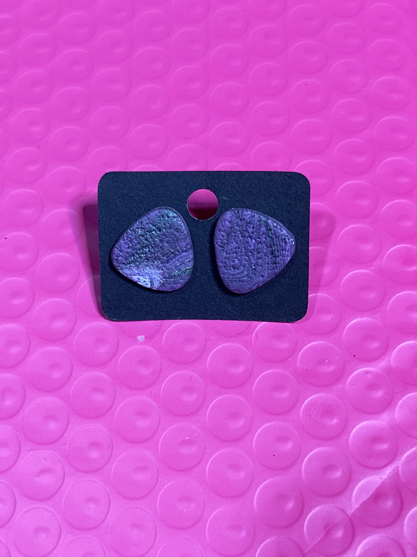 P015