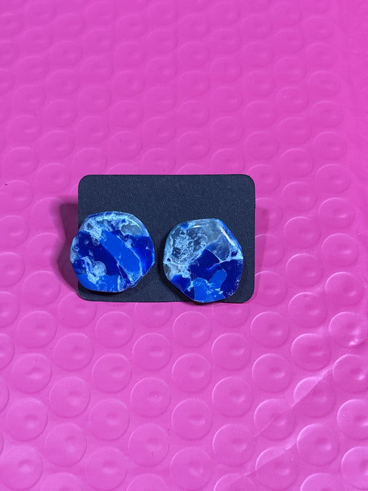 B018