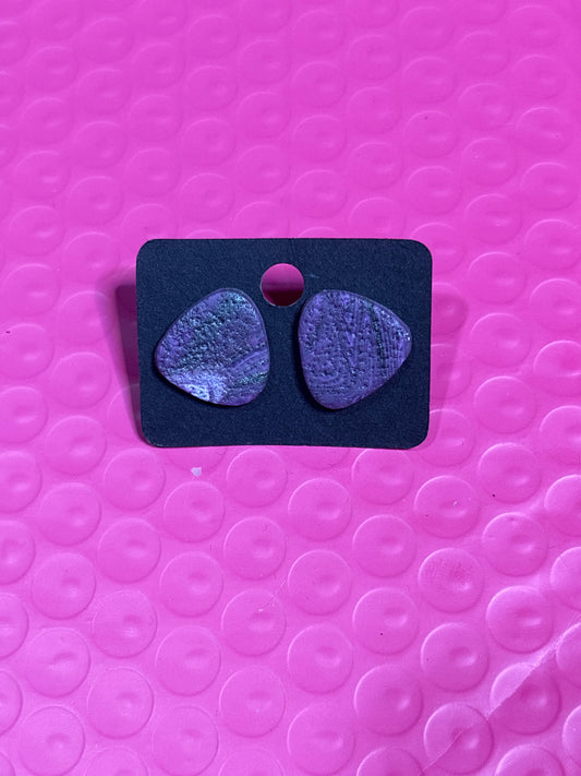 P015