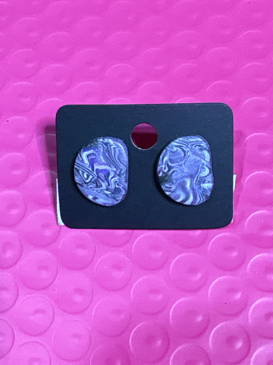 P008